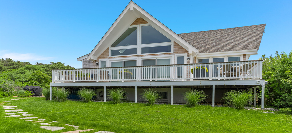 Privacy by Design: Creating a Coastal Home That Feels Worlds Away